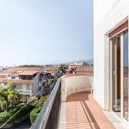 Giardini Naxos Apartment With Terrace Near The Sea Zewnętrze zdjęcie