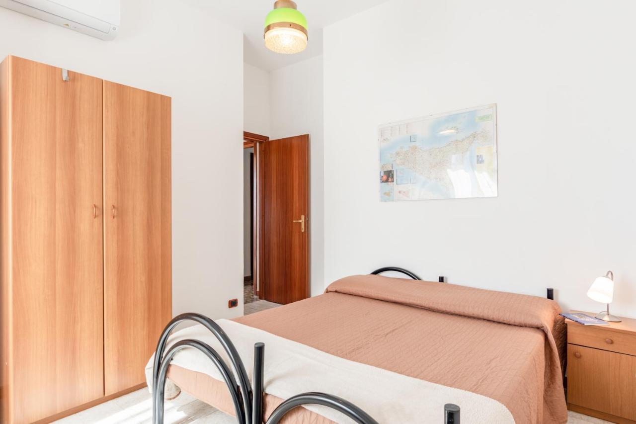 Giardini Naxos Apartment With Terrace Near The Sea Zewnętrze zdjęcie